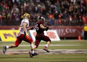 mk体育官网-加拿大队未来的战略：如何通过战术调整打破对手优势，加拿大 部队